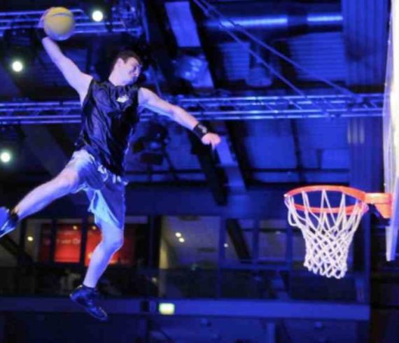 crazydunkers, dunkers, dunk show, dunk act, basketball act, basketball show