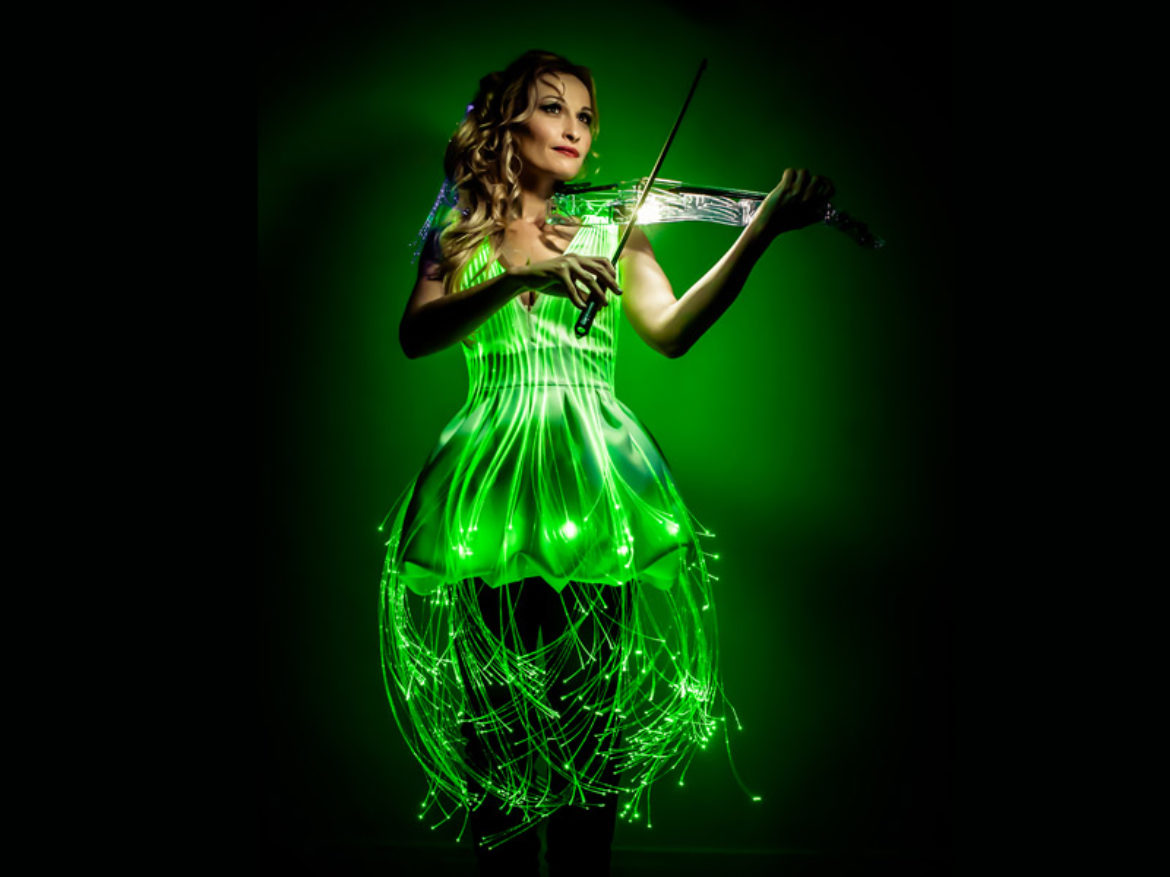 paris lighting violinist, paris violinist, lighting violinist, laser violinist, violin france, violin paris