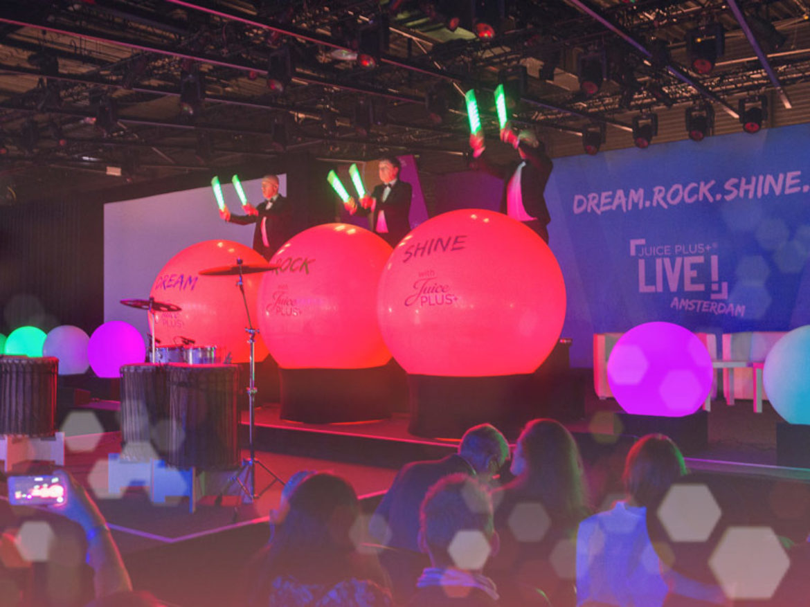 led ball, drummers, drumms, drumming, ball drummers, led ball drums, light balls, light balloons, drumming balloons