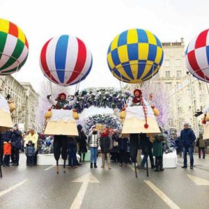 Hotairballoons, ballonsstilts, stilts, stilts walkers, balloons walkers, travelevent, travelact, travelshow, travelersstilts