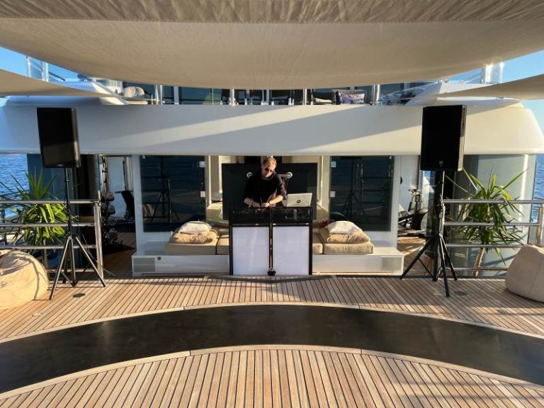 Cannes yacht party, DJ for yacht events, Cannes summer event, Private event entertainment, DJ services in Cannes, Luxury yacht party, Cannes nightlife, Yacht event planning, Cannes event entertainment, Exclusive event experiences