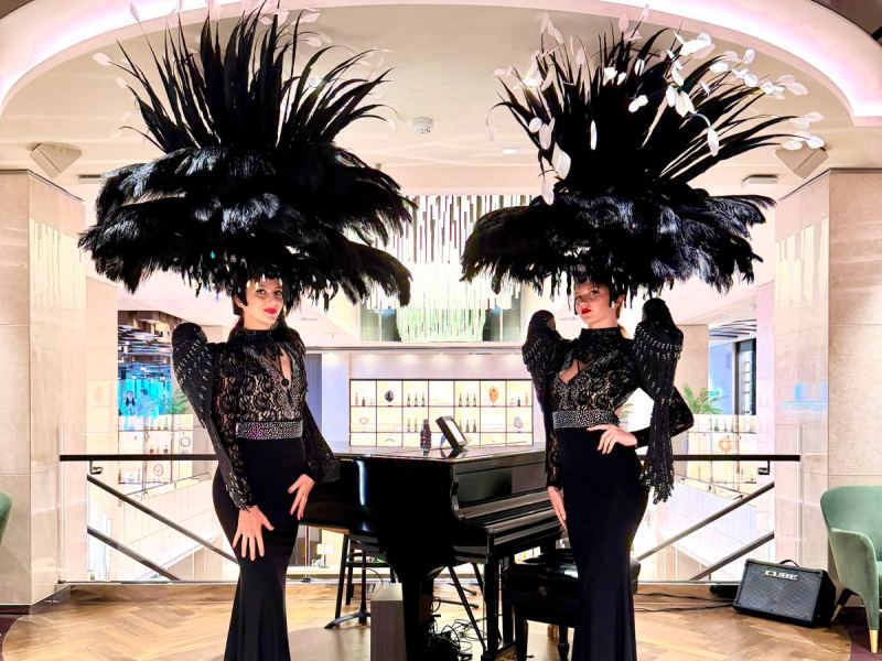 feather headdress performers Monaco, roaming welcome performers luxury event, haute couture performers Grand Prix Monaco, MSC Explora entertainment, welcome act luxury event Monaco, feather costume performers corporate event, roaming characters Grand Prix, luxury welcome performers Monaco, feather performers gala dinner, entertainment Monaco Grand Prix yacht